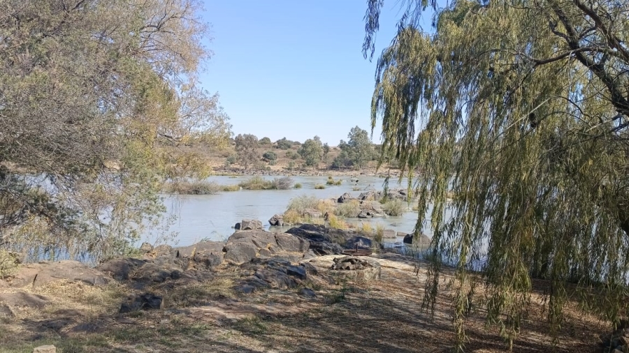 4 Bedroom Property for Sale in Sasolburg Rural Free State